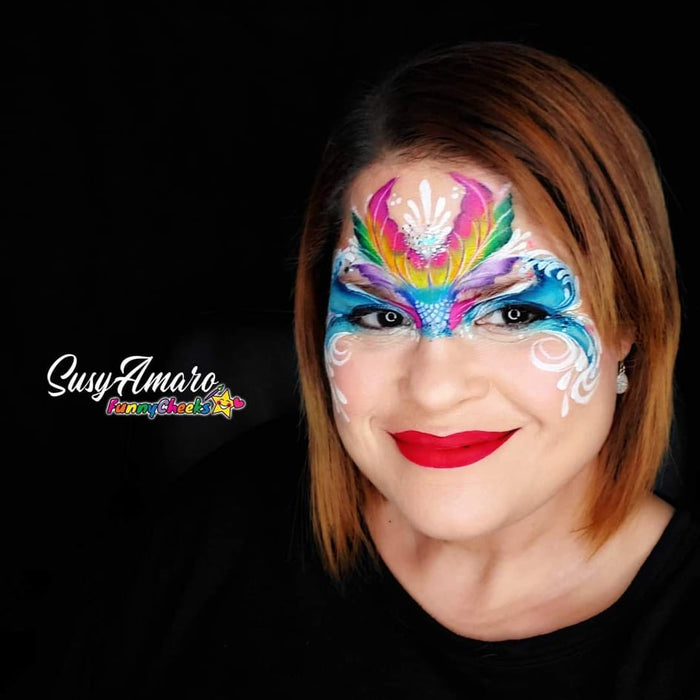Meet Susy Amaro of Funny Cheeks Kids Entertainment and Designer of EZStrokes Arty Cakes !